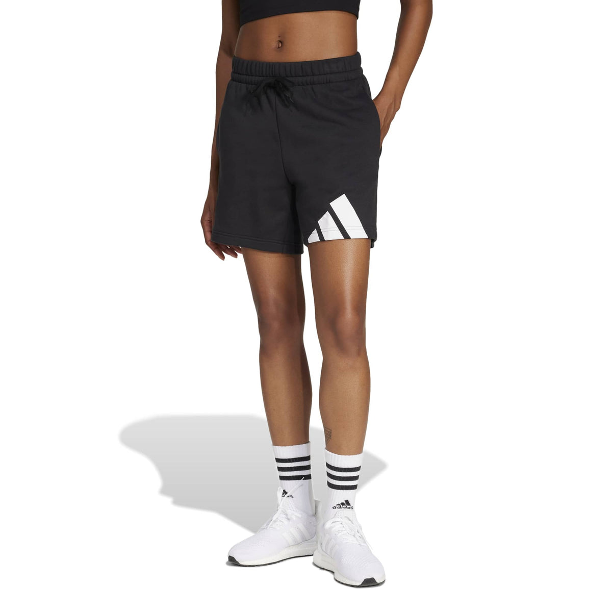Short Essentials Big Logo French Terry - Nero / Bianco