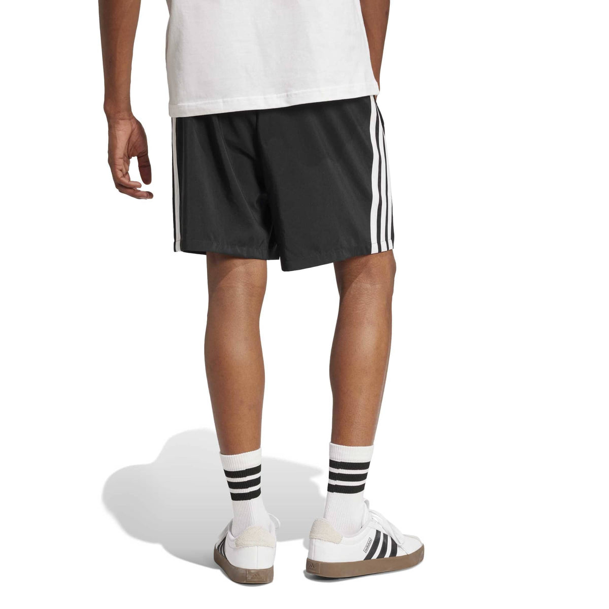 Short Essentials 3-Stripes Chelsea - Nero / Bianco