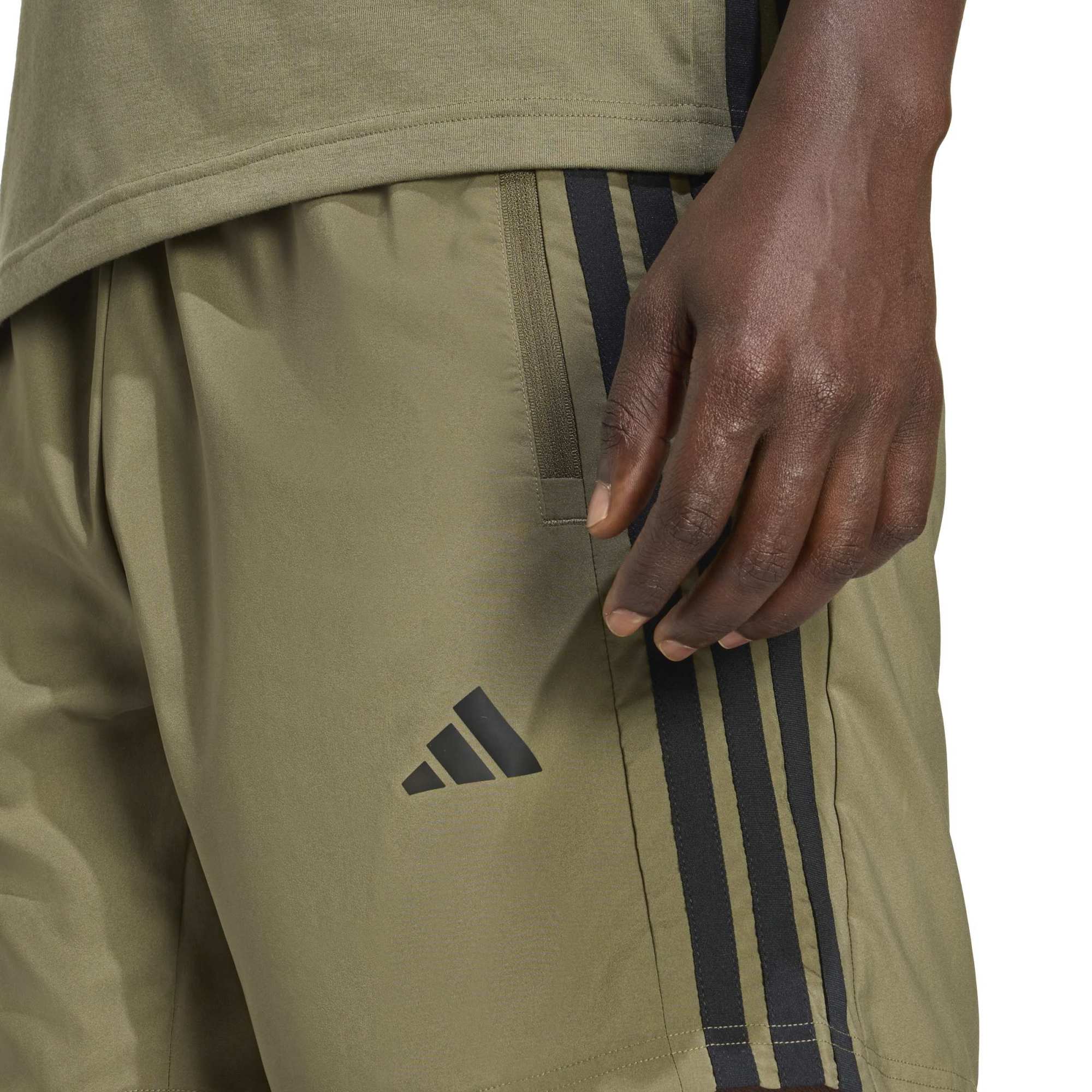 Short da Allenamento Base 3 Strisce Woven - Verde / Nero