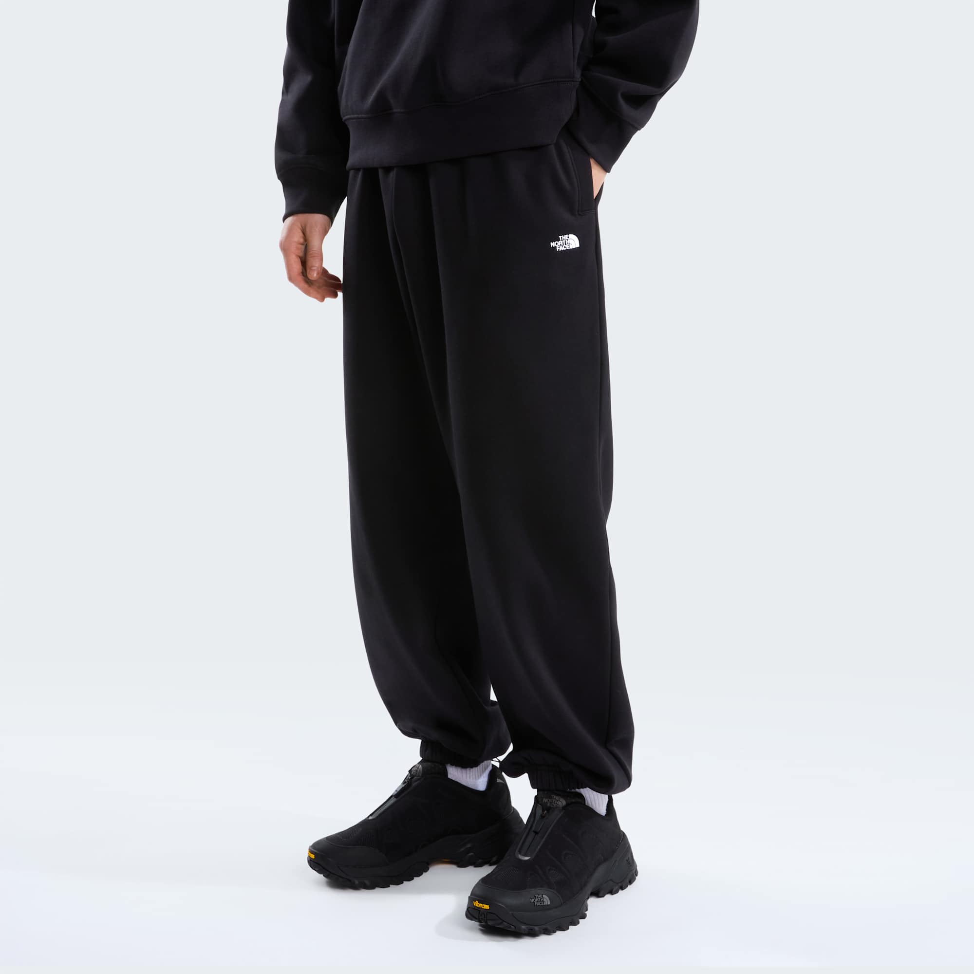The North Face Essential Simple Dome Nero 1