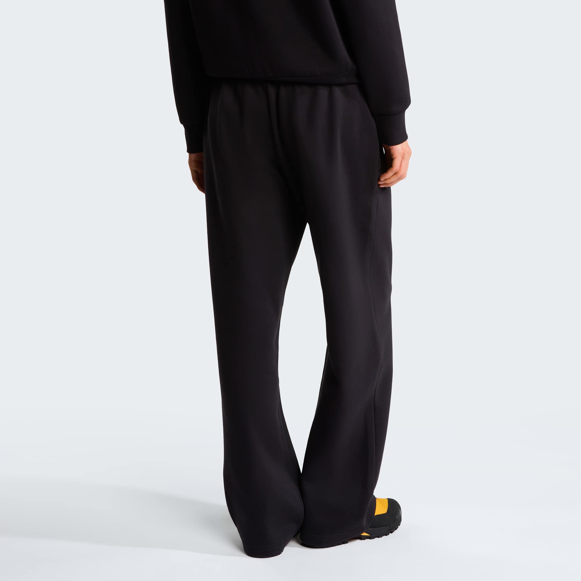 The North Face Essential Relaxed Pant Nero 4