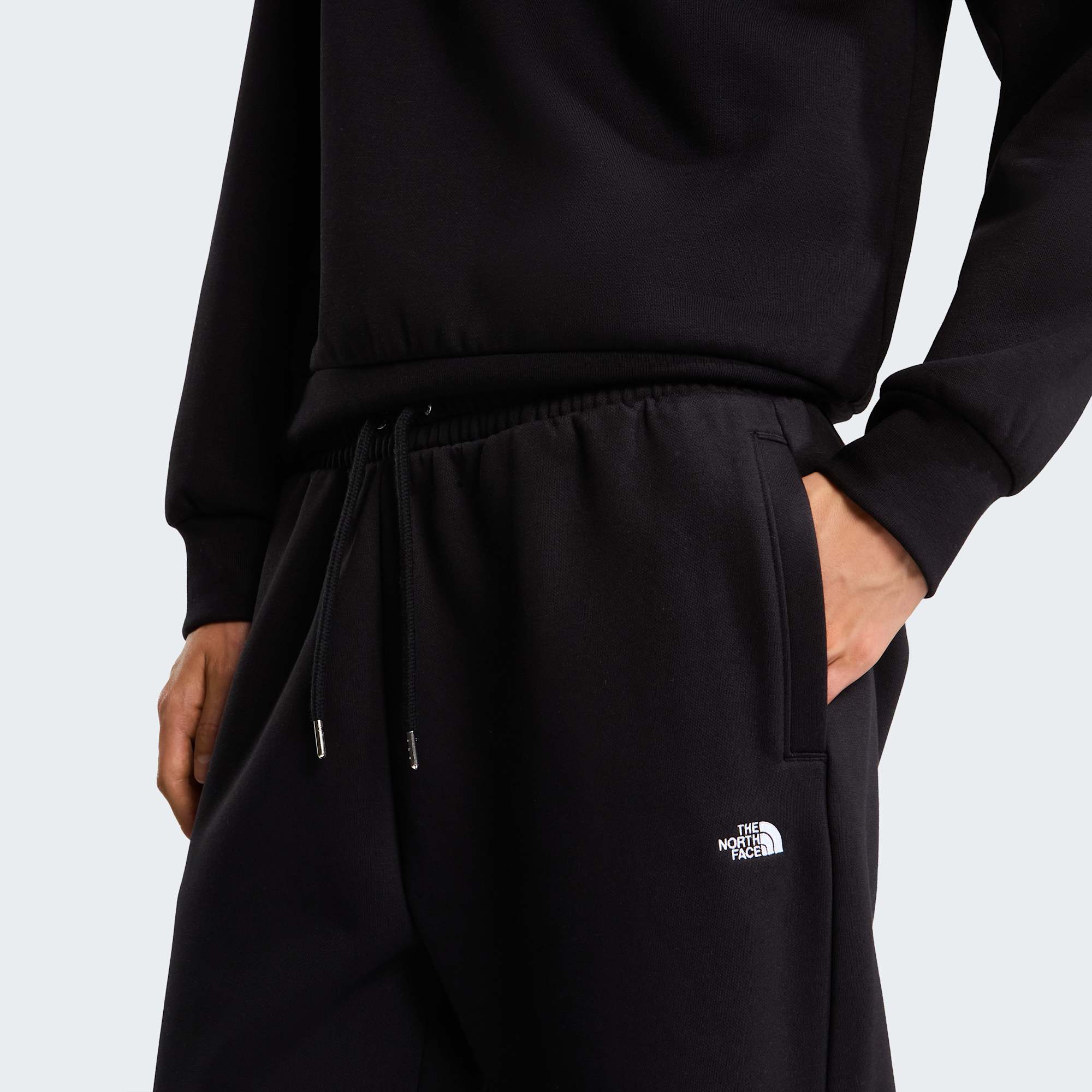 The North Face Essential Relaxed Pant Nero 5