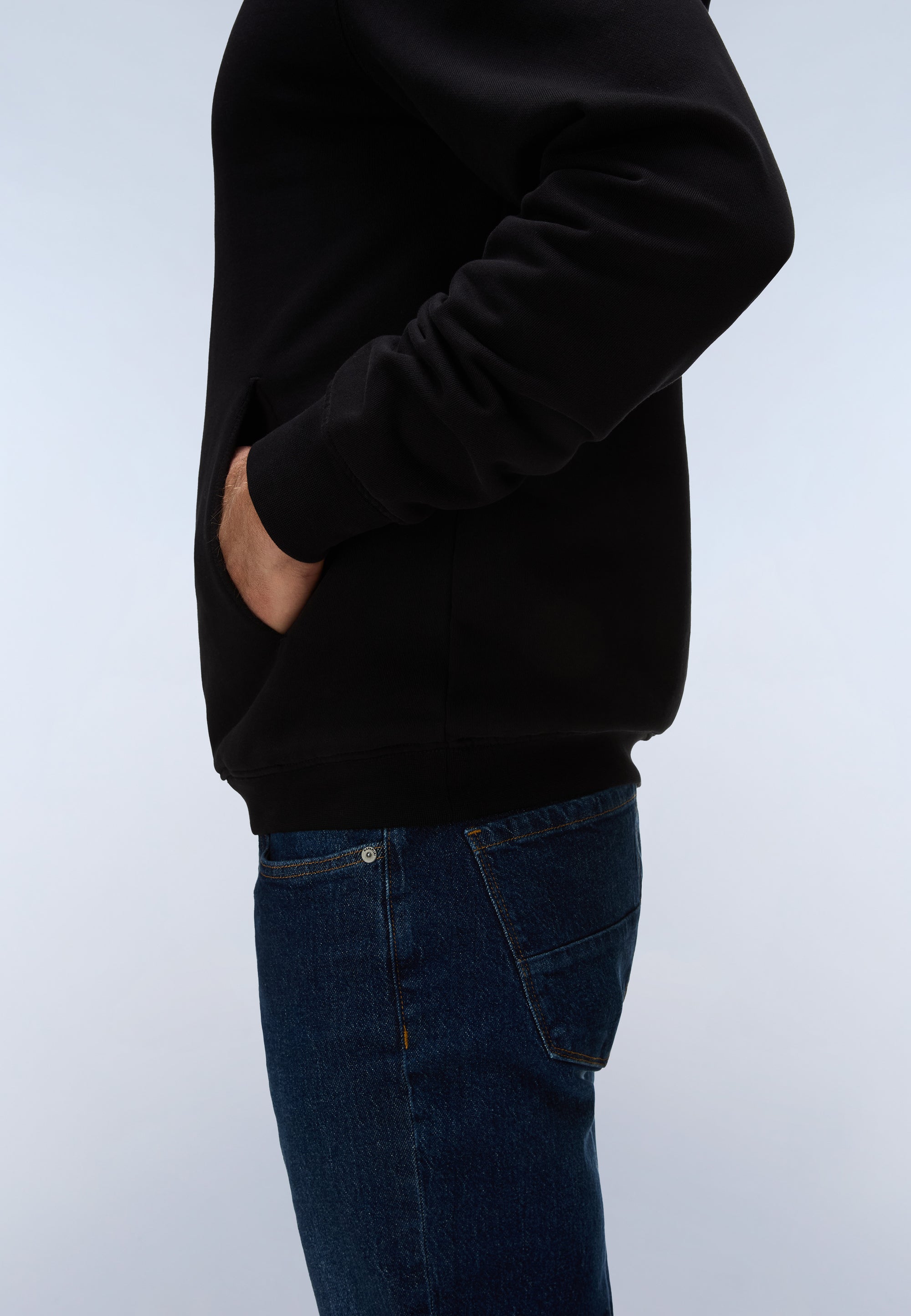 Felpa con Cappuccio Badge in French Terry - Nero