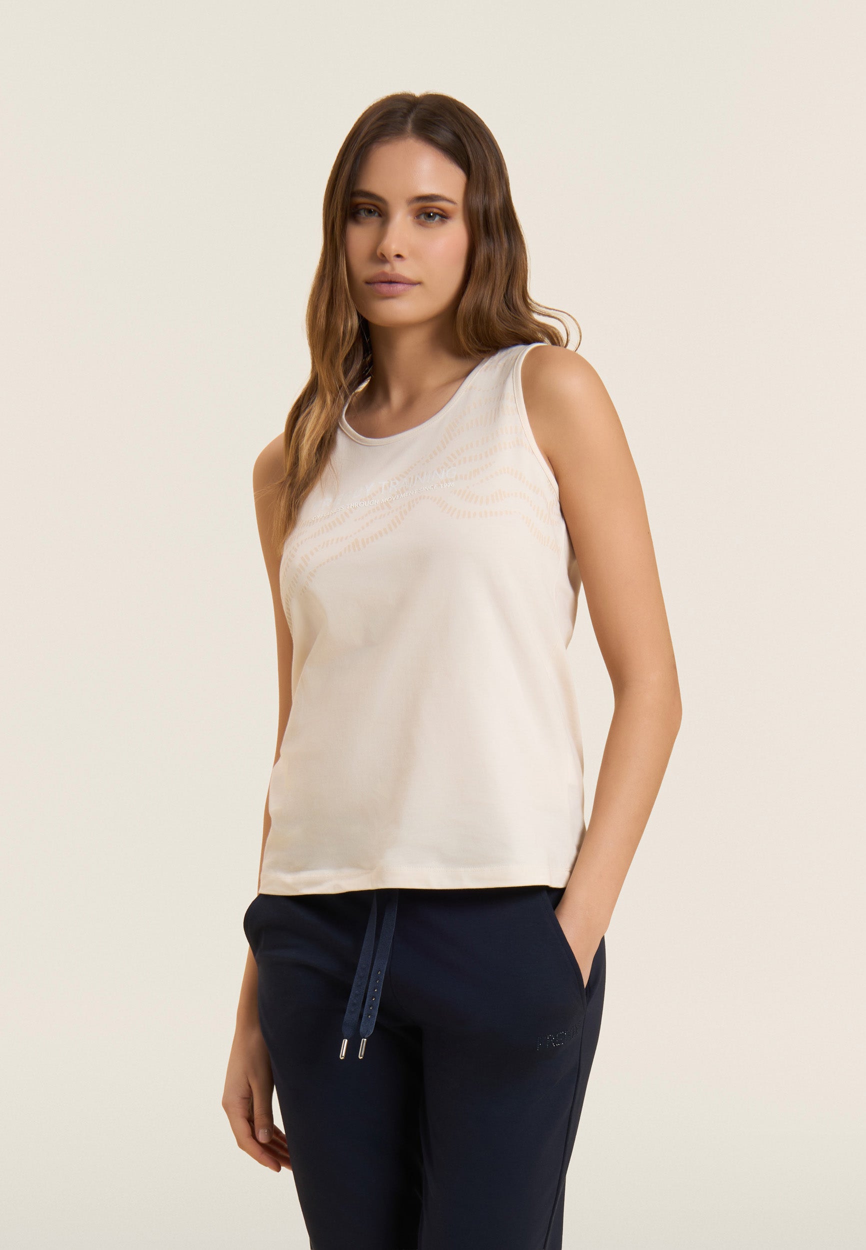 Canotta con Cut-Out e Grafica