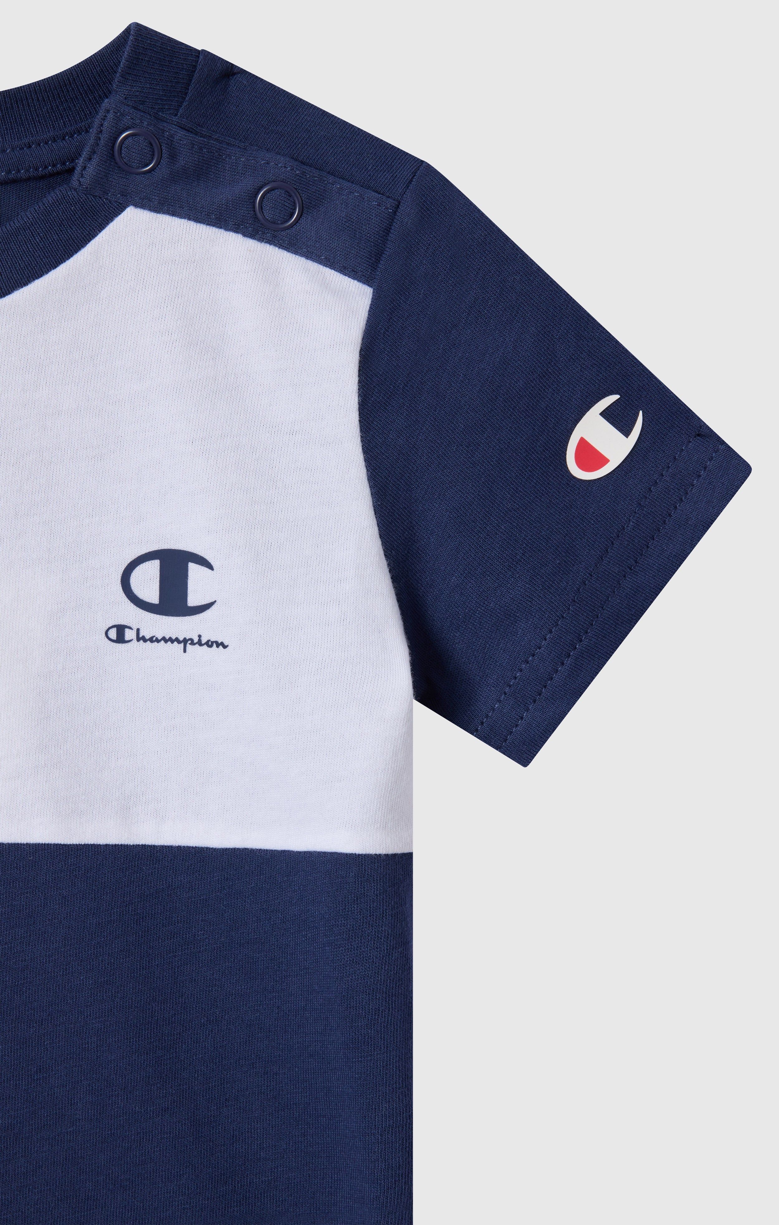 T-Shirt e Shorts