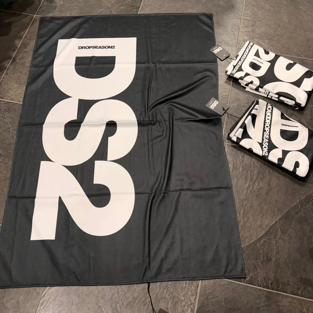 DS2 Telo Mare in misto cotone con logo verticale