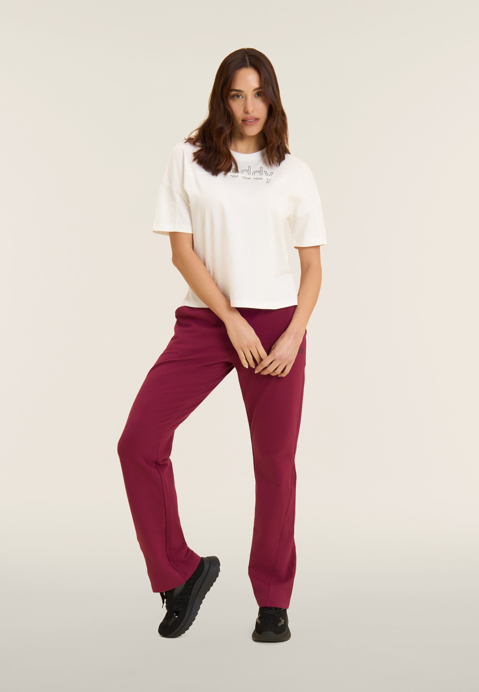 T-Shirt Boxy Cropped con Scollo Rotondo