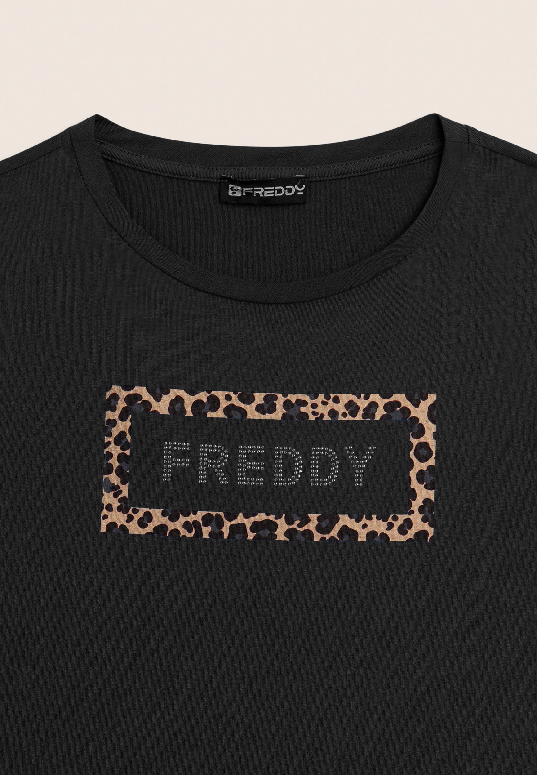 Freddy T-Shirt con Grafica Animalier Nero