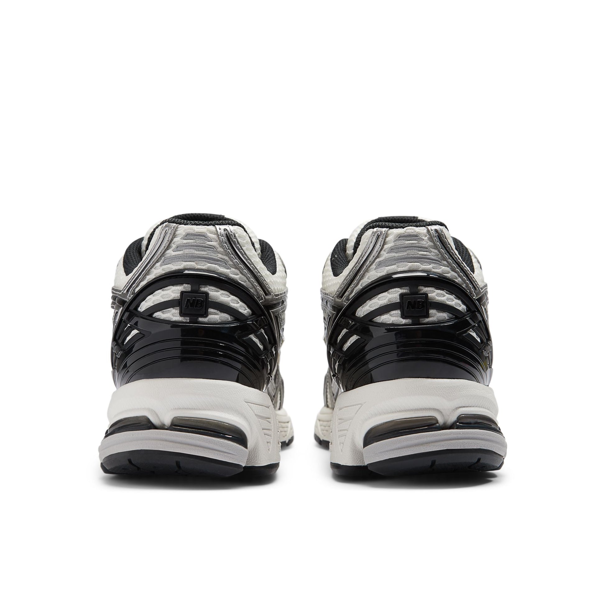New Balance Sneakers 1906R Argento