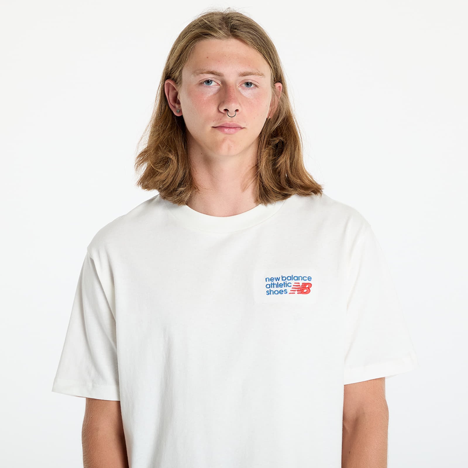 New Balance T-Shirt Athletics Premium Logo Beige