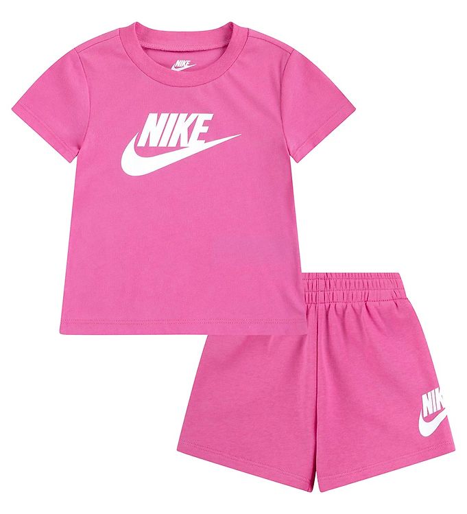 Nike Completo Sport Club Tee & Short Set Rosa