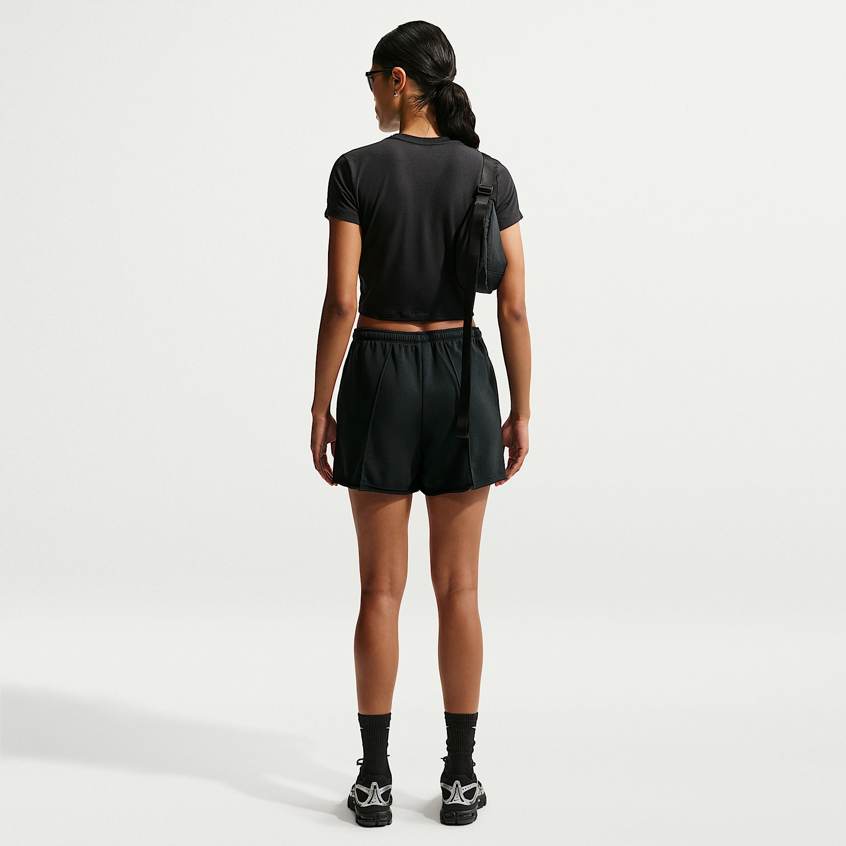T-Shirt Sportswear Chill Knit Crop - Nero
