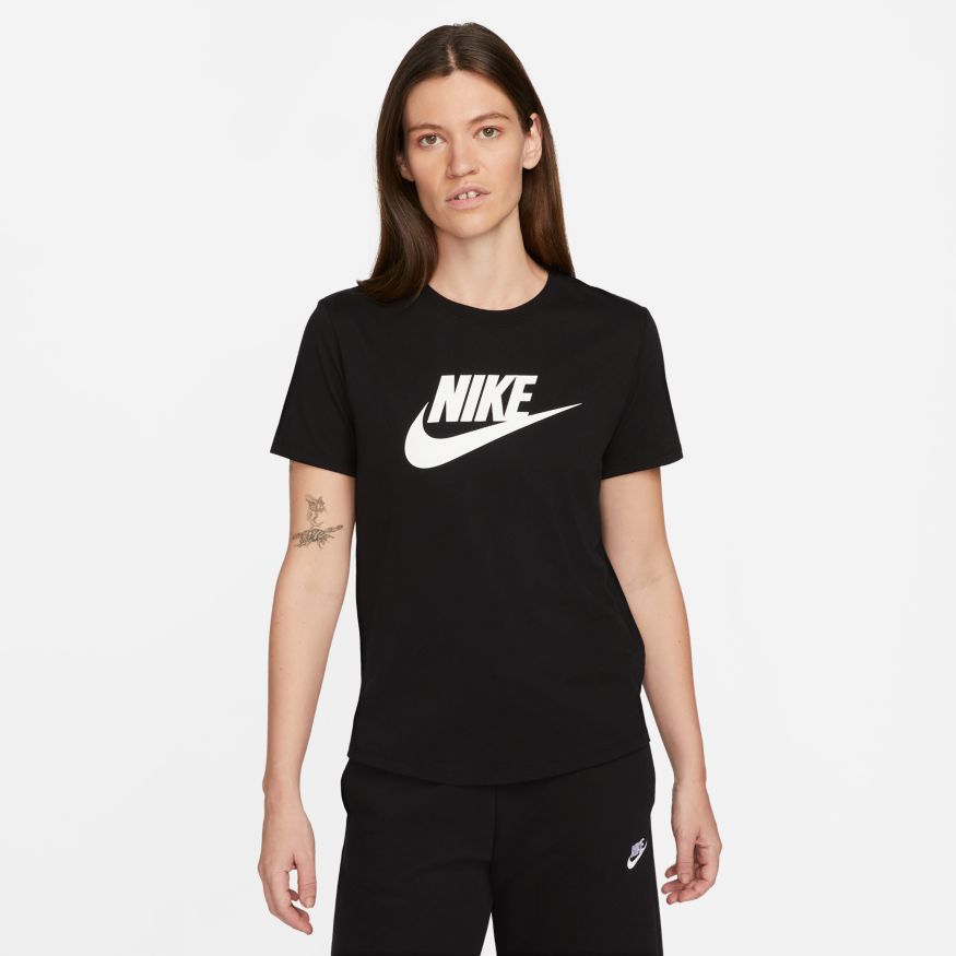Nike T-Shirt Sportswear Essentials Logo Bianco