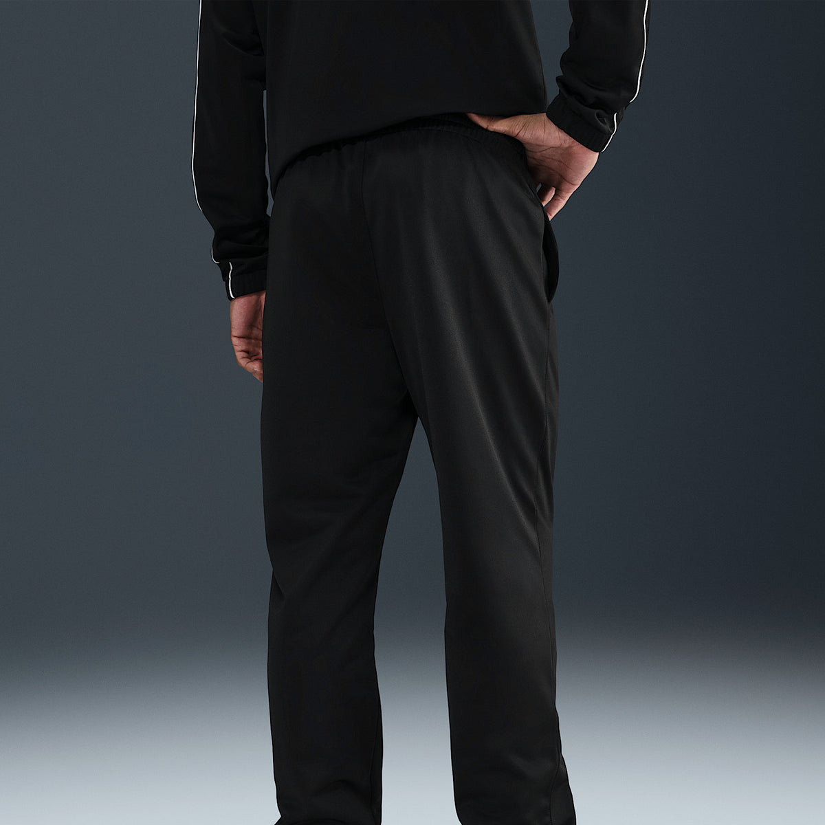 Tuta Sportswear Club in Maglia - Nero