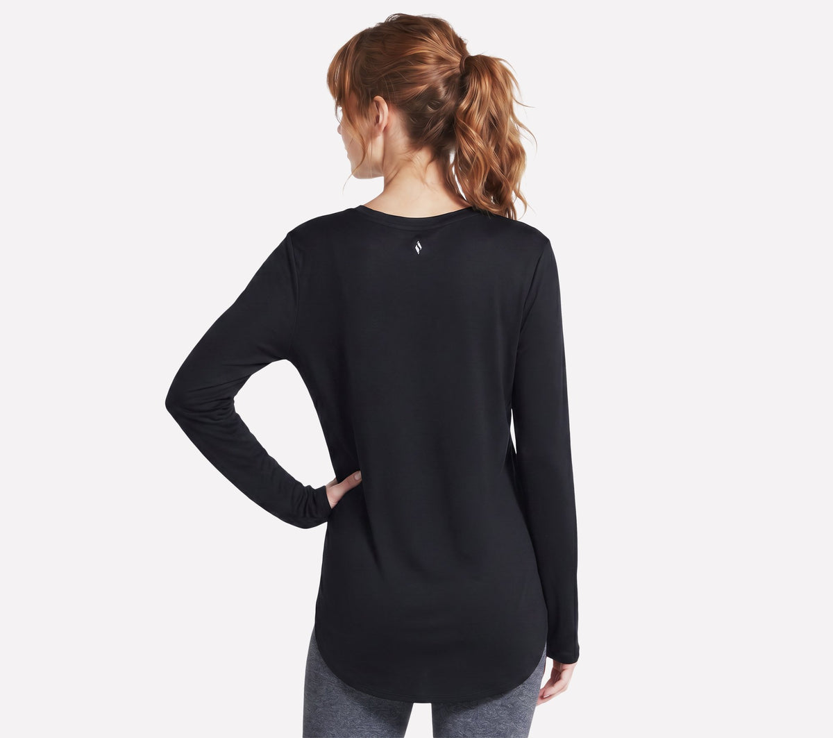 Skechers GO Dri Swift Long Sleeve Tunic Crew Nero
