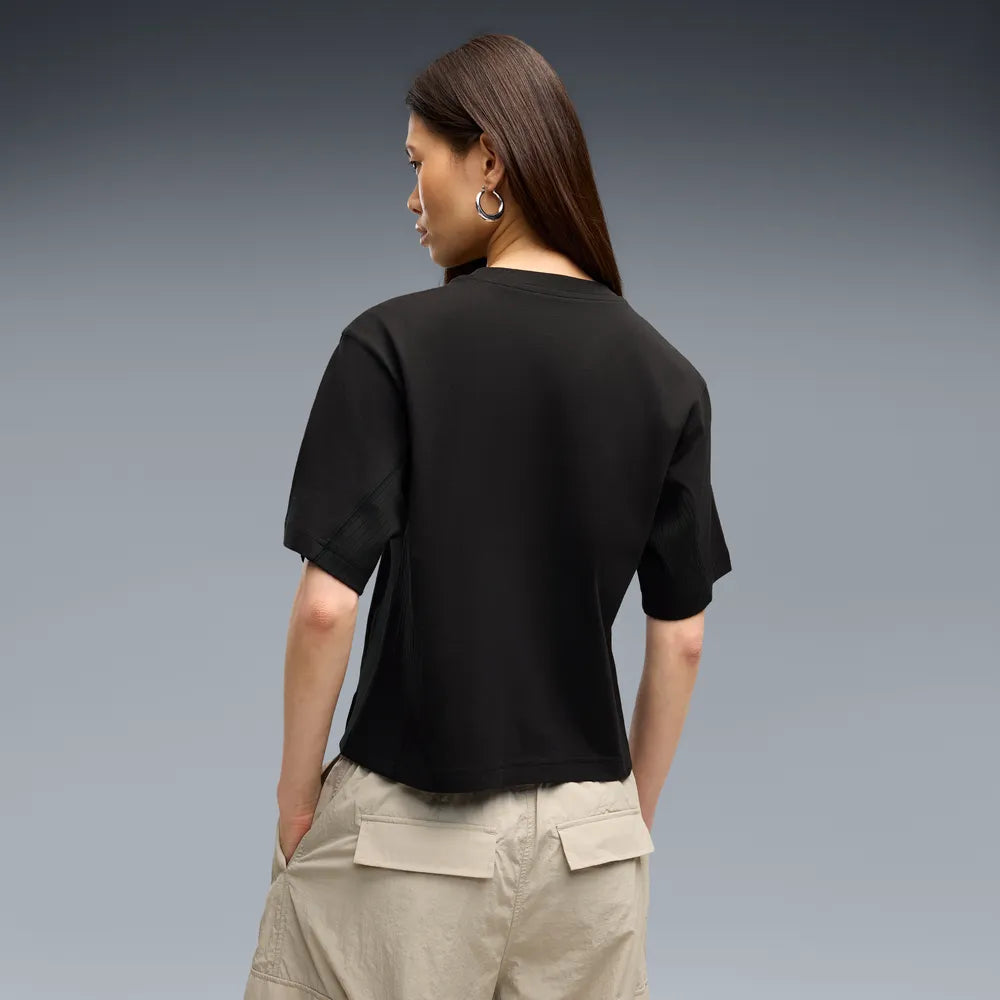T-shirt ESS dal taglio morbido da donna - Nero