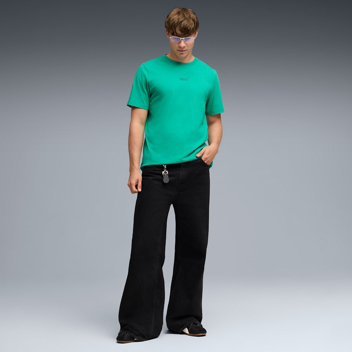 Puma ESS Small No.1 Logo Centered Tee - Vibrant Green