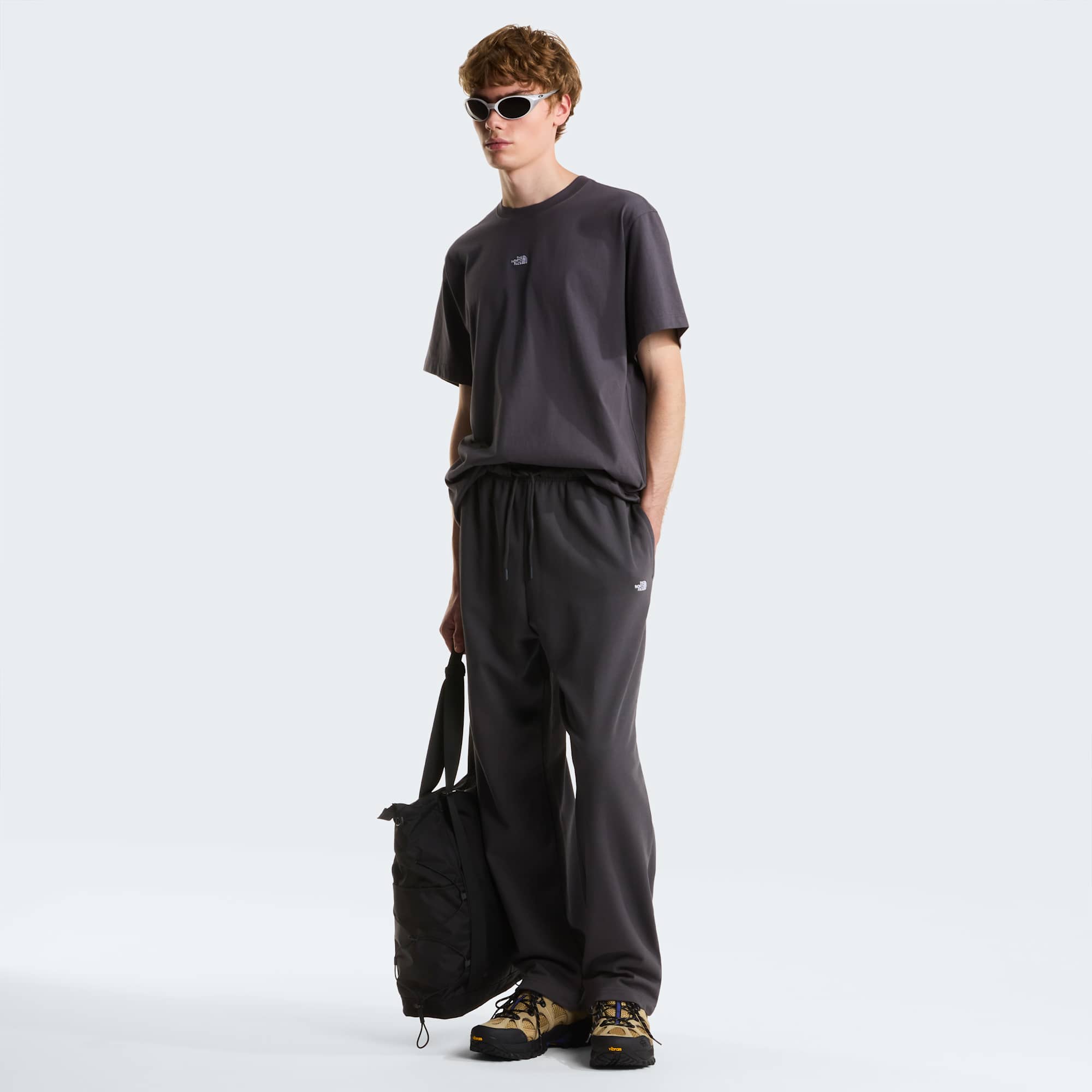 The North Face T-Shirt Relaxed Fit Essential Grigio
