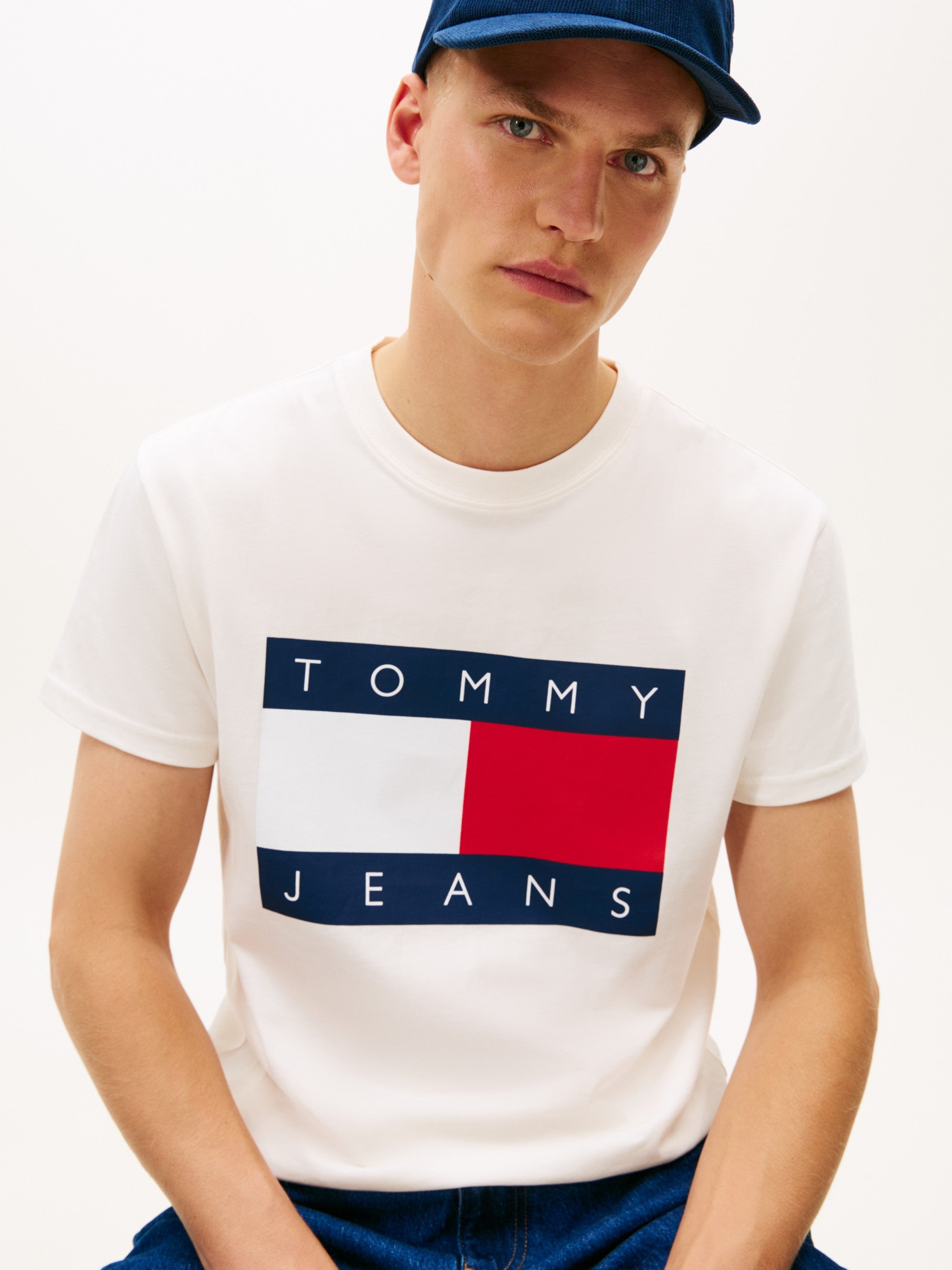 Tommy Hilfiger T-Shirt Flag Badge Bianco